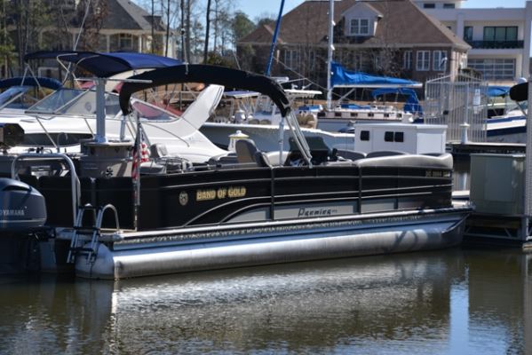 top-10-boat-names-released-pontoon-deck-boat-magazine